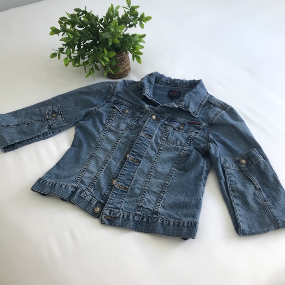 024. jean jacket size M $7